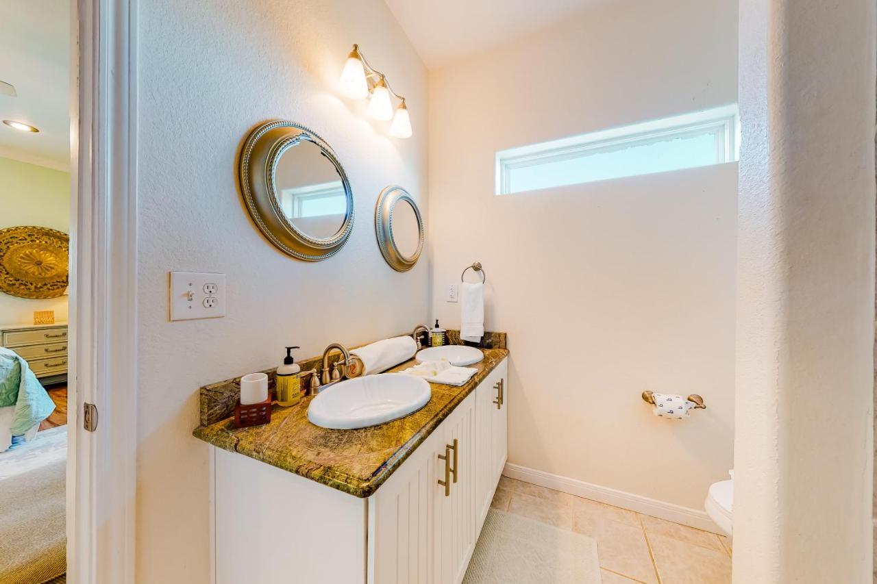 4 Palms Villa Bolivar Peninsula Eksteriør bilde